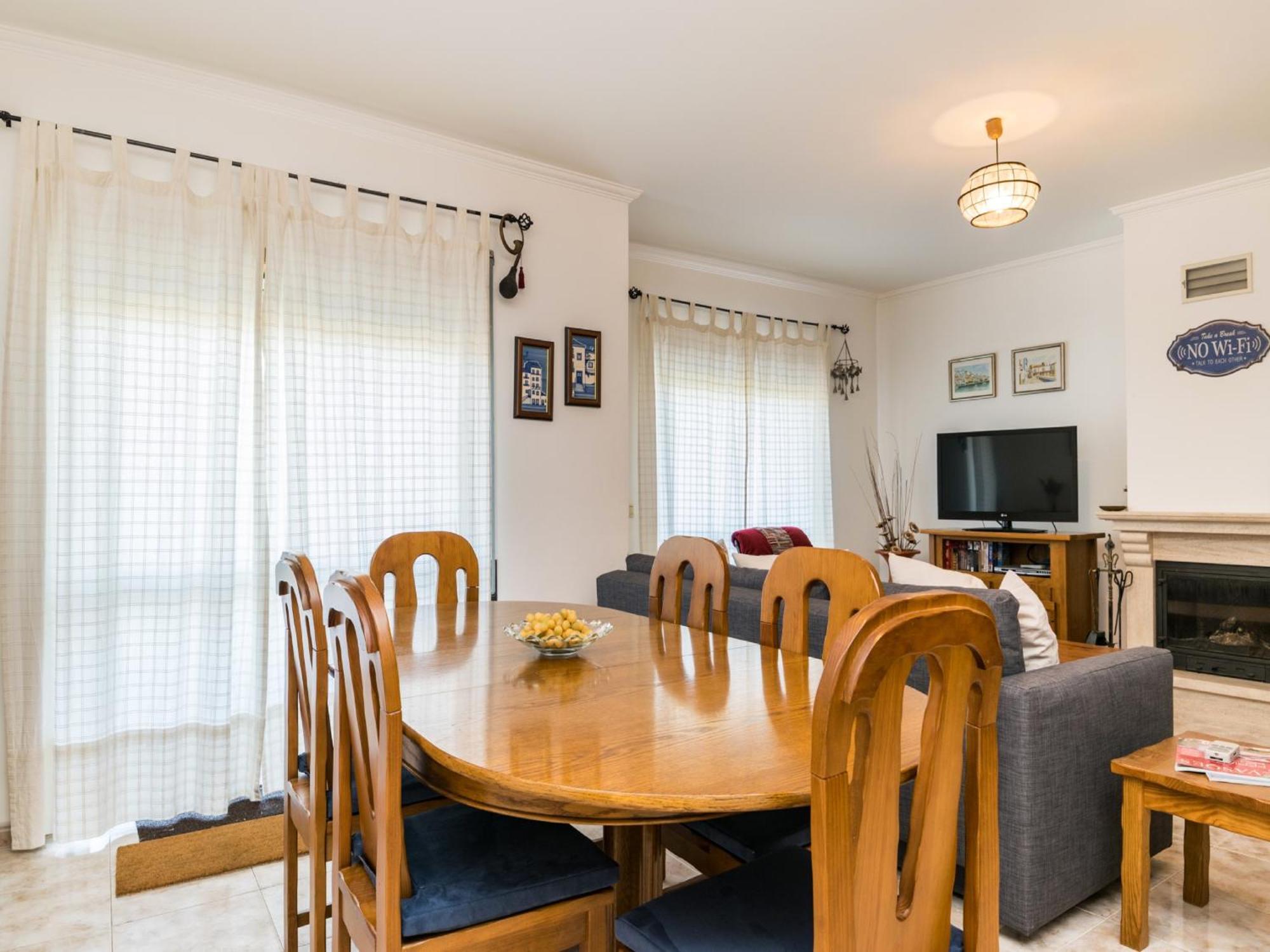 Apartment Akisol Olhos De Agua Prize *