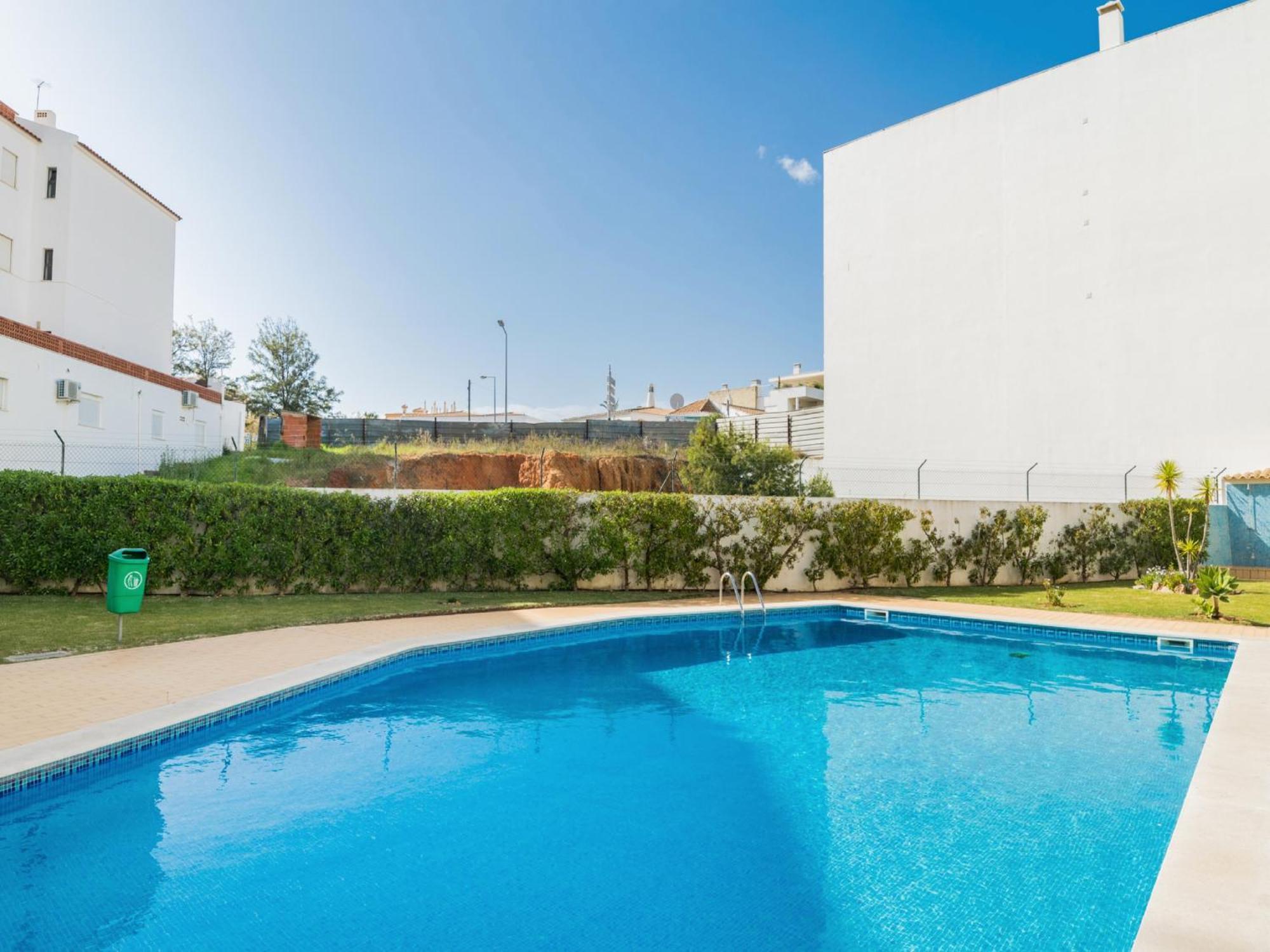 Apartment Akisol Olhos De Agua Prize *